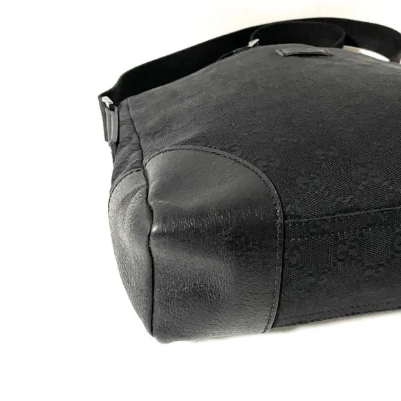 Gucci Black Monogram Messenger Bag - Picture 6 of 16